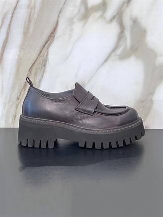 Lofina 8702 Shoes Gasoline chocolate